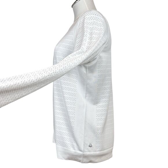 Lululemon Swiftly Breathe Long Sleeve Shirt Top Sz 10 White. - Picture 7 of 11